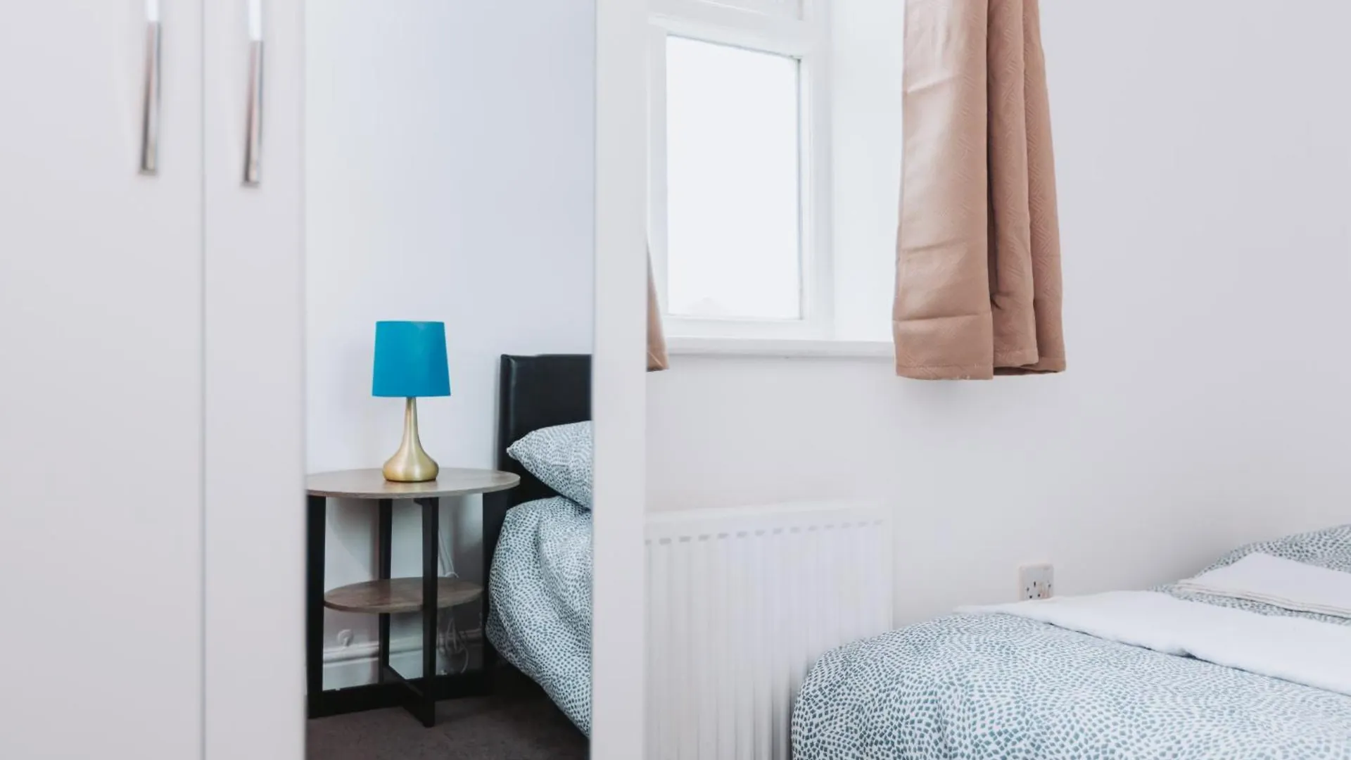 Single Room With Shared Bathroom, Parking & Wifi Barking  Homestay Barking (Greater London)